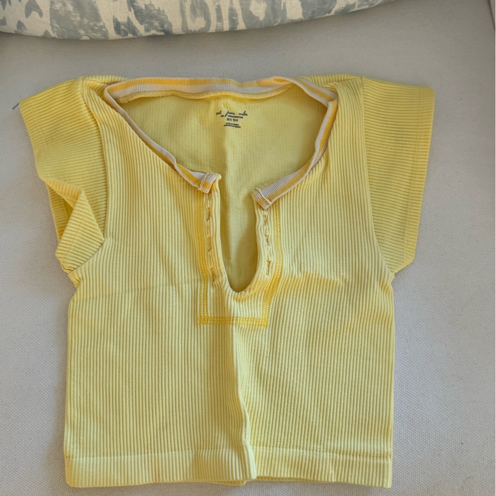 Urban Outfitters Out from Under Crop Top in Yellow. Geeat condition